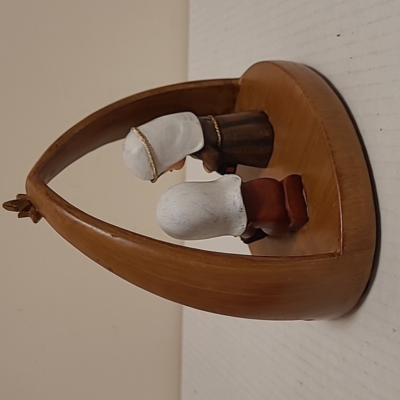 Adorable Nativity - Picture 4 of 16